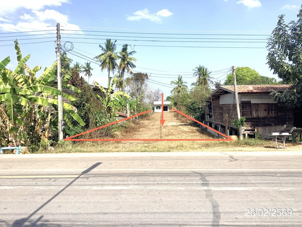 ขายบ้านเดี่ยว เมืองกำแพงเพชร กำแพงเพชร ทำเลทรงธรรม เนื้อที่ 27 ตร.ว. พื้นที่ใช้สอย 190 ตร.ม. 2 ห้องน้ำ สภาพดี พร้อมอยู่