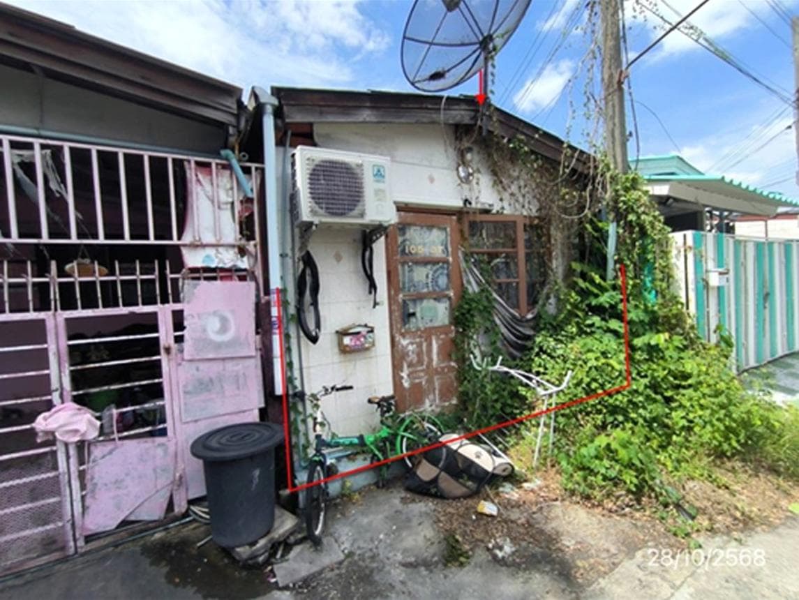 ขายทาวน์โฮม บางเดื่อ เมืองปทุมธานี พื้นที่ 15 ตร.ว. 1 ห้องนอน ราคาไม่ถึงล้าน ทำเลดีเดินทางสะดวก