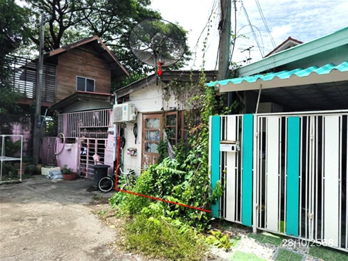 ขายทาวน์โฮม บางเดื่อ เมืองปทุมธานี พื้นที่ 15 ตร.ว. 1 ห้องนอน ราคาไม่ถึงล้าน ทำเลดีเดินทางสะดวก