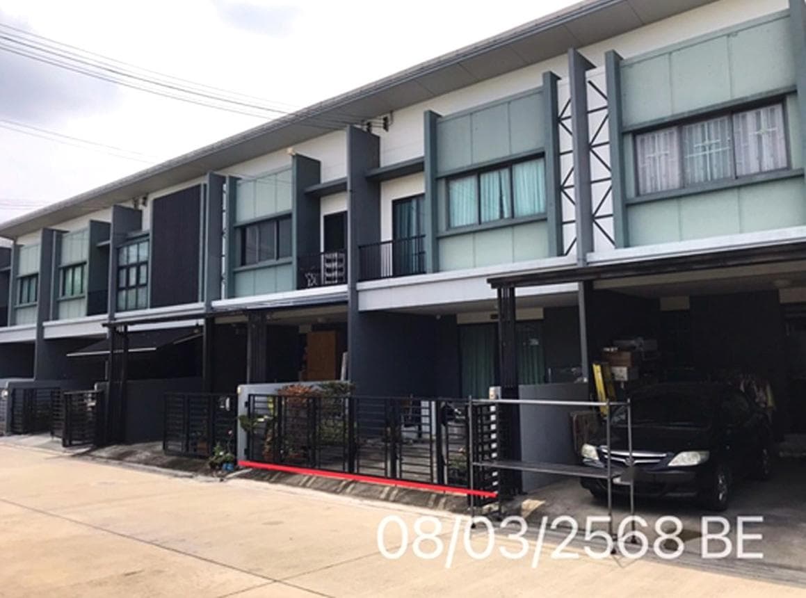 ขายทาวน์โฮม สิริเพลส ติวานนท์ (Siri Place Tiwanon) บ้านใหม่ ปากเกร็ด นนทบุรี พื้นที่ 21.4 ตร.ว. 3 ห้องนอน 3 ห้องน้ำ ทำเลดี ราคา 3.2 ล้าน