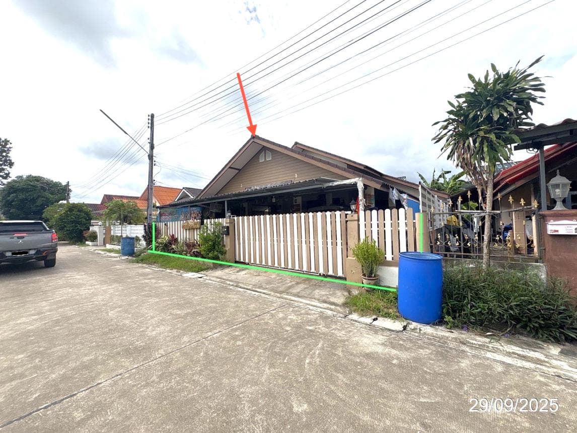 บ้านเดี่ยว เจนจิรา เชิงเนิน เมืองระยอง ระยอง 2 ห้องนอน 2 ห้องน้ำ พื้นที่กว้าง 151.93 ตร.ม. บนที่ดิน 62.4 ตร.ว. ทำเลดีใจกลางเมืองเดินทางสะดวก ราคาพิเศษ 2.4 ล้าน