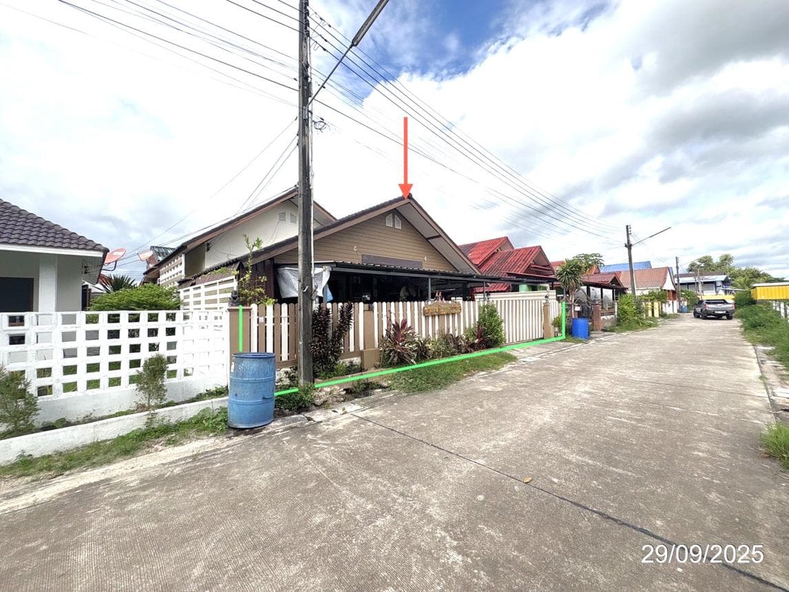 บ้านเดี่ยว เจนจิรา เชิงเนิน เมืองระยอง ระยอง 2 ห้องนอน 2 ห้องน้ำ พื้นที่กว้าง 151.93 ตร.ม. บนที่ดิน 62.4 ตร.ว. ทำเลดีใจกลางเมืองเดินทางสะดวก ราคาพิเศษ 2.4 ล้าน