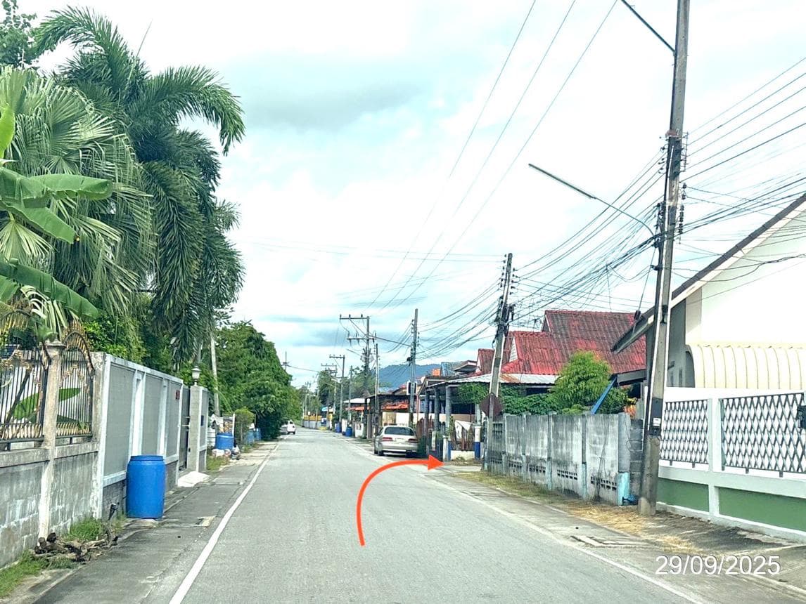 บ้านเดี่ยว เจนจิรา เชิงเนิน เมืองระยอง ระยอง 2 ห้องนอน 2 ห้องน้ำ พื้นที่กว้าง 151.93 ตร.ม. บนที่ดิน 62.4 ตร.ว. ทำเลดีใจกลางเมืองเดินทางสะดวก ราคาพิเศษ 2.4 ล้าน