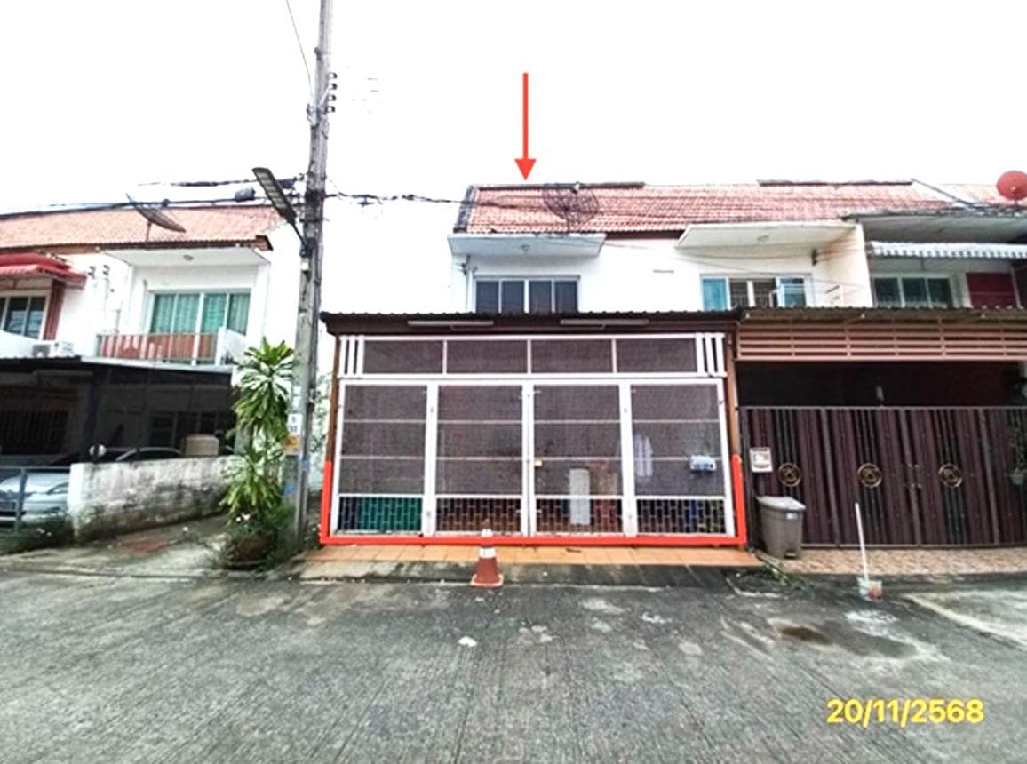 ขายทาวน์เฮ้าส์ บ้านบุษรา (Baan Busara) หนองแขม 2 ห้องนอน 2 ห้องน้ำ พื้นที่ใช้สอยกว้างขวาง 172.2 ตร.ม. ทำเลดีเข้าออกได้หลายเส้นทาง