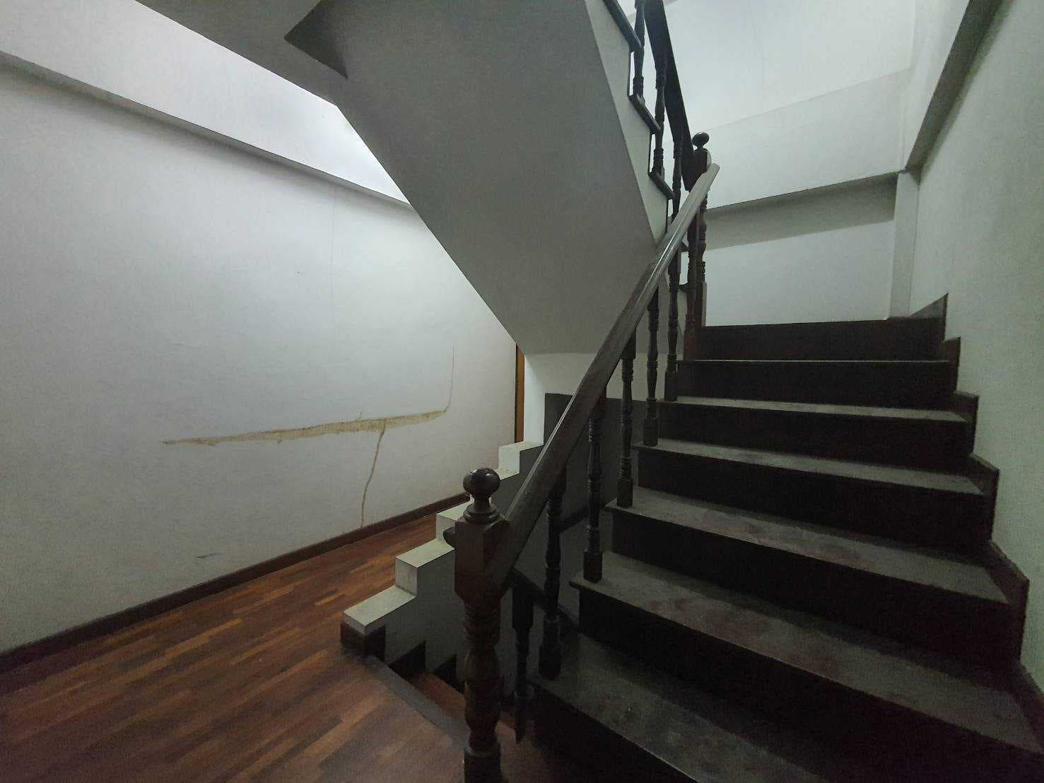 ขายตึกแถว อาคารพาณิชย์ 3 ชั้นครึ่ง 34 ตรว 136 ตรม พัฒนาการ 20 แยก 4 ทำเลดี ติดกับโกดังเป๊ปซี่