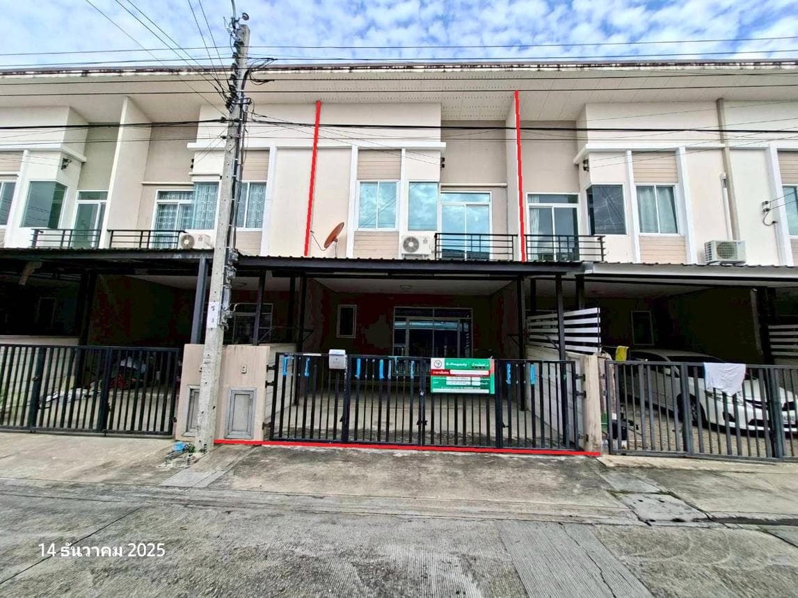 ขายทาวน์เฮ้าส์ กัสโต้ สุขสวัสดิ์ 26 หลังมุม พื้นที่ 133.95 ตร.ม. 3 ห้องนอน 3 ห้องน้ำ สภาพดี พร้อมอยู่ ทำเลราษฎร์บูรณะ ใกล้ทางด่วน