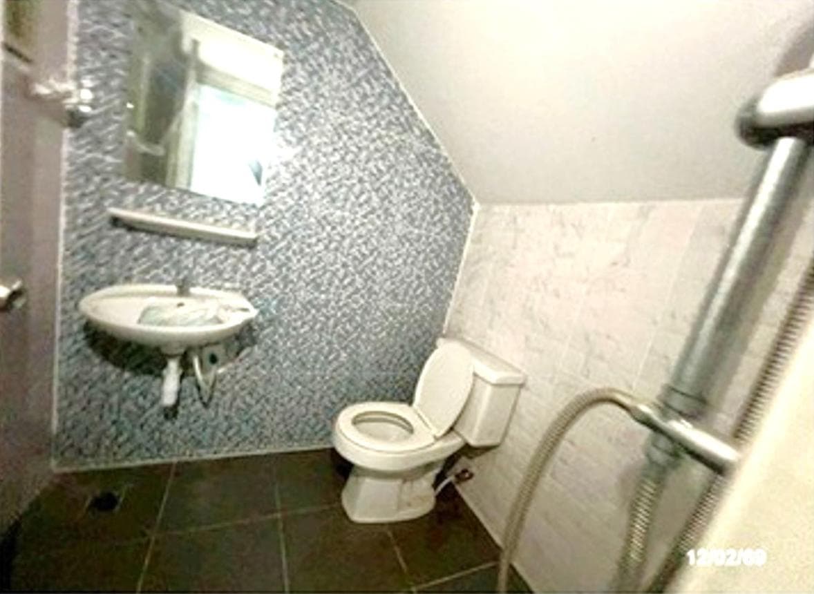 ขายทาวน์โฮม บ้านพฤกษา 12 (Baan Pruksa 12) คลองสาม คลองหลวง ปทุมธานี พื้นที่ 18 ตร.ว. 2 ห้องนอน ทำเลดี ราคาเพียง 1.5 ล้าน