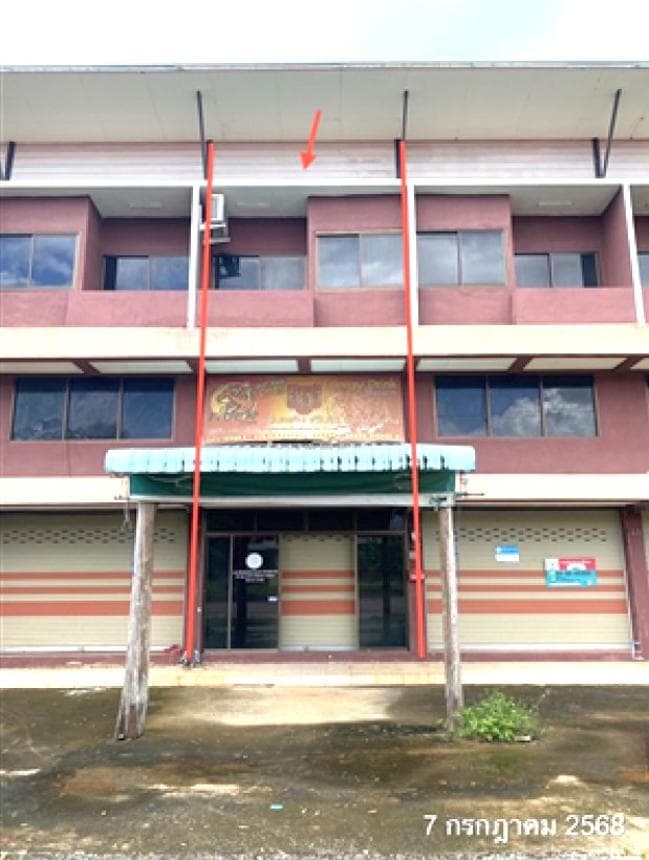อาคารพาณิชย์ เวียง เชียงแสน เชียงราย พื้นที่ใช้สอย 120 ตร.ม. ทำเลดีใกล้แหล่งชุมชนและแหล่งท่องเที่ยว ราคาคุ้มค่าน่าลงทุน