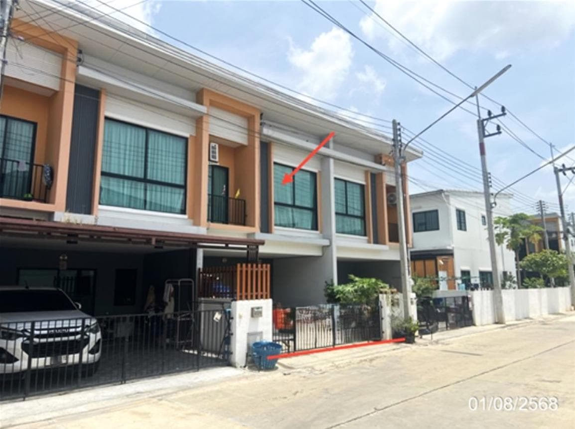 ทาวน์เฮ้าส์ มายกรีน แอด บางพระ เมืองฉะเชิงเทรา 2 ห้องนอน 3 ห้องน้ำ พื้นที่ 102.6 ตร.ม. ทำเลดีใกล้แหล่งชุมชน เดินทางสะดวก ราคาคุ้มค่าเพียง 1.8 ล้าน