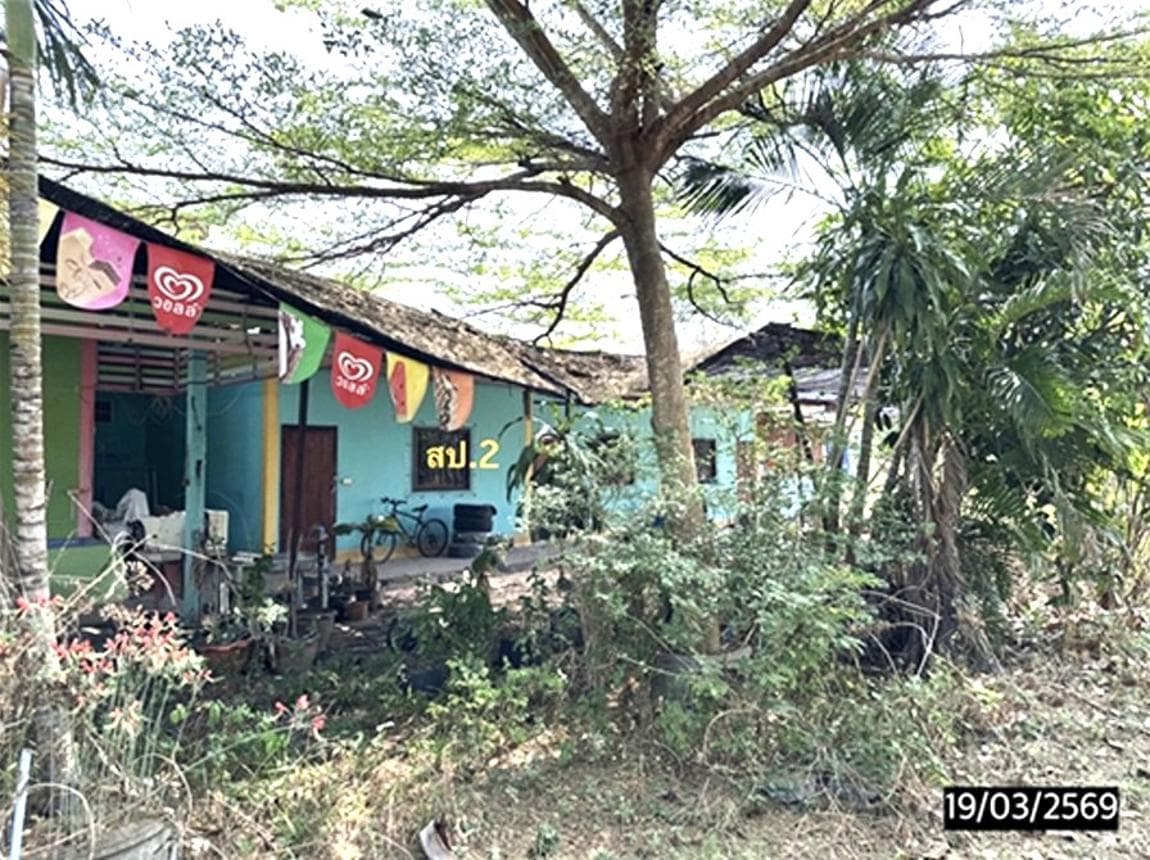 ขายบ้านเดี่ยว 3 ห้องนอน 2 ห้องน้ำ พื้นที่ใช้สอย 128 ตร.ม. อ.ธวัชบุรี จ.ร้อยเอ็ด ทำเลดี เดินทางสะดวก บรรยากาศเงียบสงบเป็นส่วนตัว