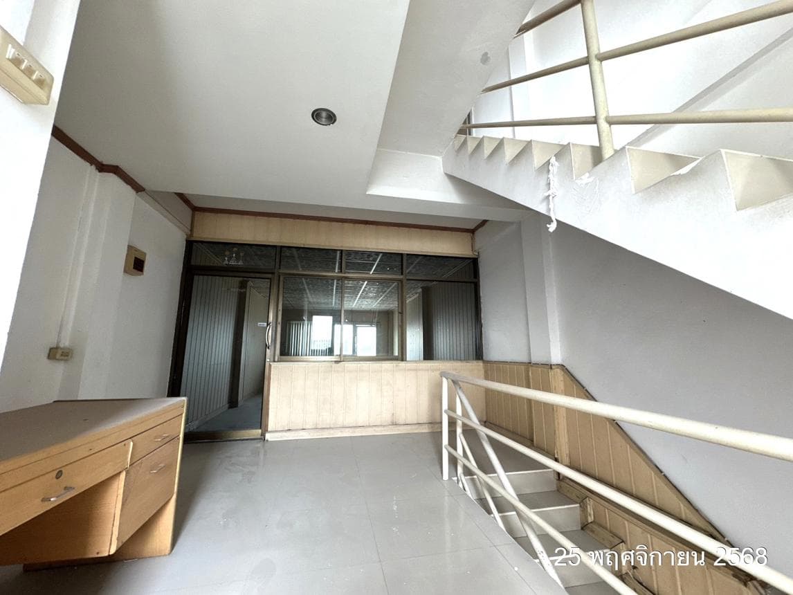 อาคารพาณิชย์ 2 ห้องนอน พื้นที่ 264 ตร.ม. ทำเลศักยภาพ บางแก้ว บางพลี สมุทรปราการ