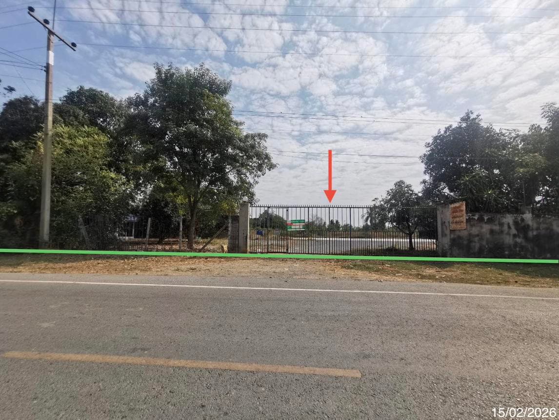 ขายโกดัง สองพี่น้อง สุพรรณบุรี ทำเลบ่อสุพรรณ เนื้อที่ 51 ตร.ว. พื้นที่ใช้สอย 570 ตร.ม. สภาพดี เหมาะสำหรับประกอบกิจการและลงทุน