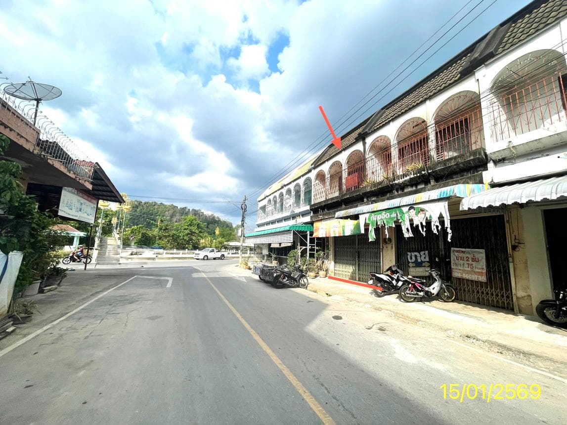 ขายอาคารพาณิชย์ ทำเลทองสตูล ย่านพิมาน เมืองสตูล พื้นที่ใช้สอย 153 ตร.ม. เหมาะทำธุรกิจและที่พักอาศัย
