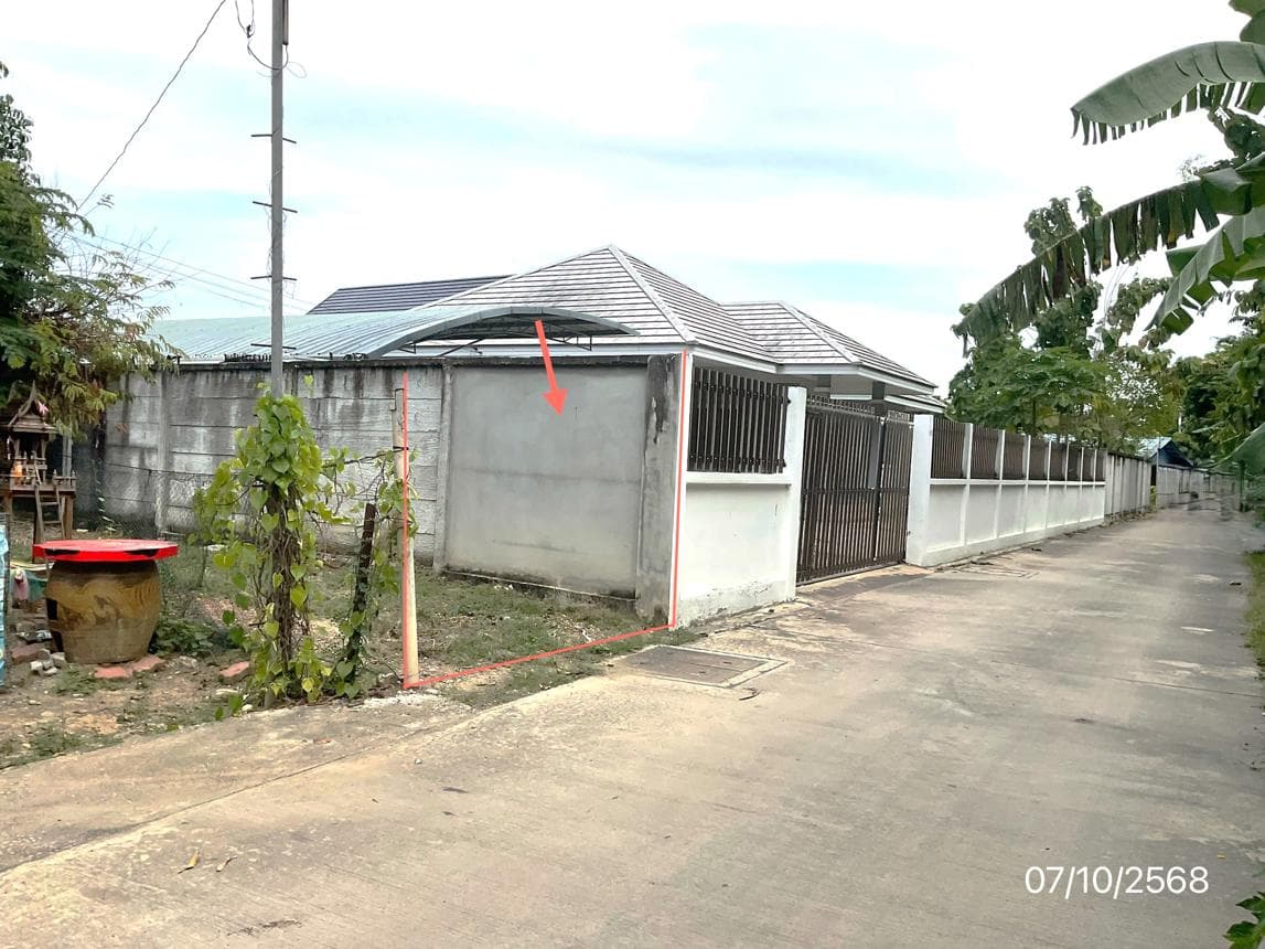 บ้านเดี่ยว ทัพหลวง เมืองนครปฐม 1 ห้องนอน พื้นที่ 33 ตร.ม. บนที่ดิน 13 ตร.ว. ทำเลสงบเดินทางสะดวก ราคาพิเศษเพียง 5.03 แสน