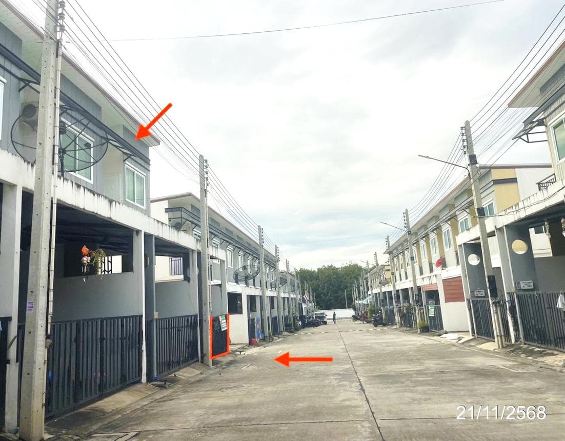 ทาวน์เฮ้าส์ โกลเด้นแลนด์ ซีรีน มาบยางพร ปลวกแดง ระยอง 2 ห้องนอน 116 ตร.ม. ทำเลใกล้นิคมฯ ราคาคุ้มค่า