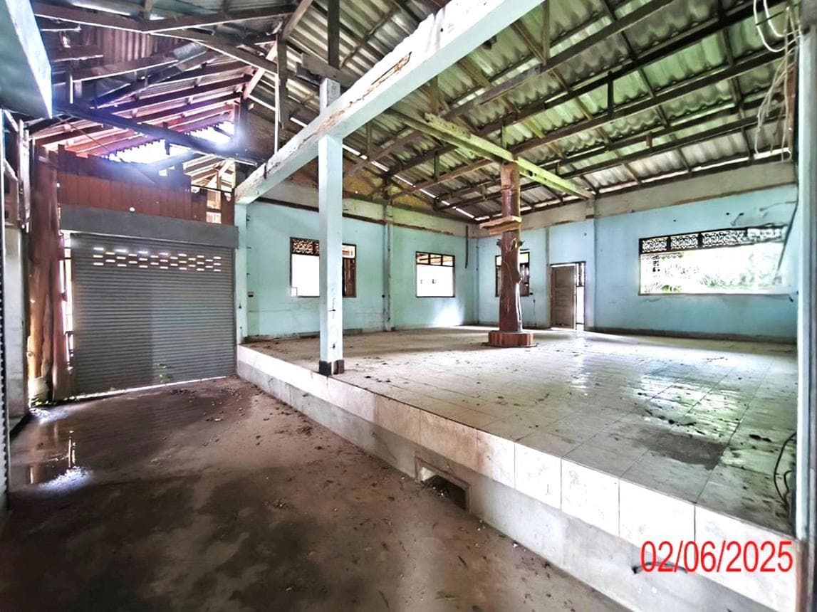 บ้านเดี่ยว บ้านเอื้อม เมืองลำปาง ลำปาง พื้นที่ 11 ตร.ว. พื้นที่ใช้สอย 351.75 ตร.ม. 16 ห้องนอน 4 ห้องน้ำ