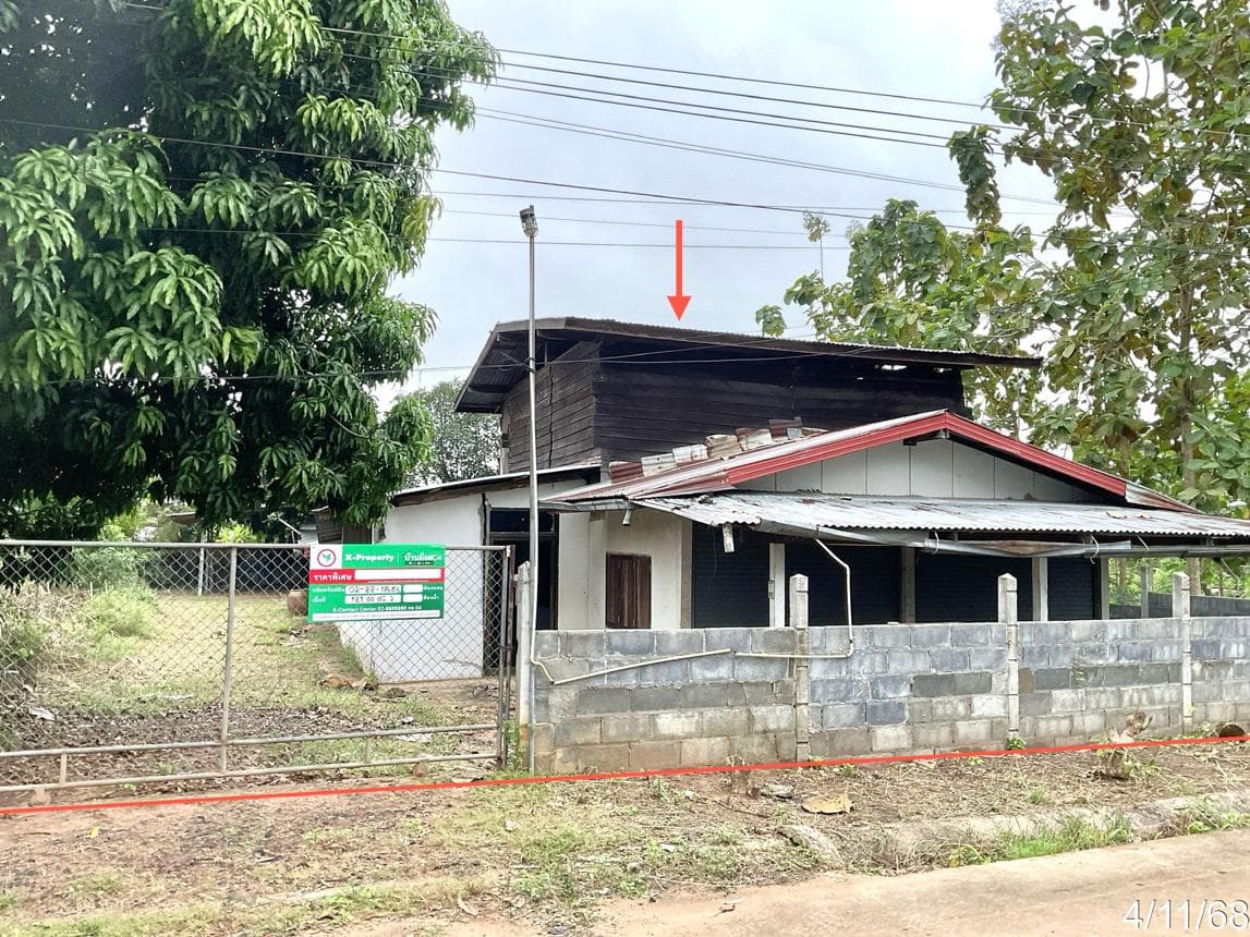 บ้านเดี่ยว หูทำนบ ปะคำ บุรีรัมย์ 1 ห้องนอน 1 ห้องน้ำ พื้นที่ใช้สอยกว้างขวาง 207 ตร.ม. บนที่ดินขนาดใหญ่ 89 ตร.ว. ทำเลสงบเป็นส่วนตัว ราคาพิเศษ 7.99 แสน