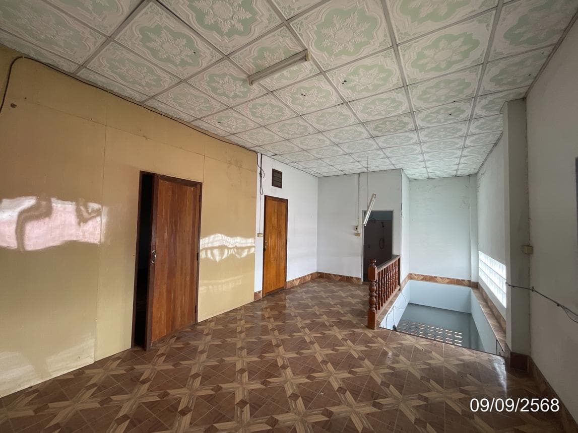 โกดังทำเลศักยภาพ เมืองการุ้ง บ้านไร่ อุทัยธานี พื้นที่ใช้สอย 256 ตร.ม.