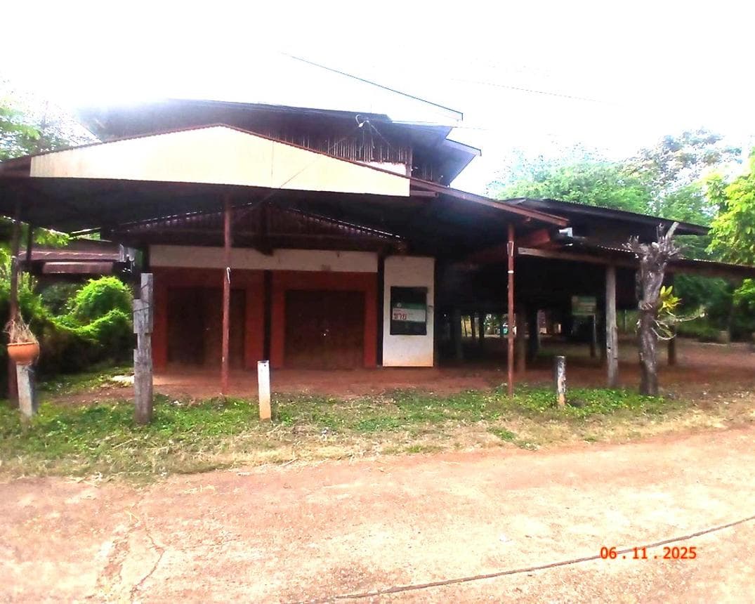 บ้านเดี่ยว นาแก้ว เมืองสกลนคร สกลนคร พื้นที่ 60 ตร.ว. พื้นที่ใช้สอย 263.25 ตร.ม. 3 ห้องนอน 2 ห้องน้ำ