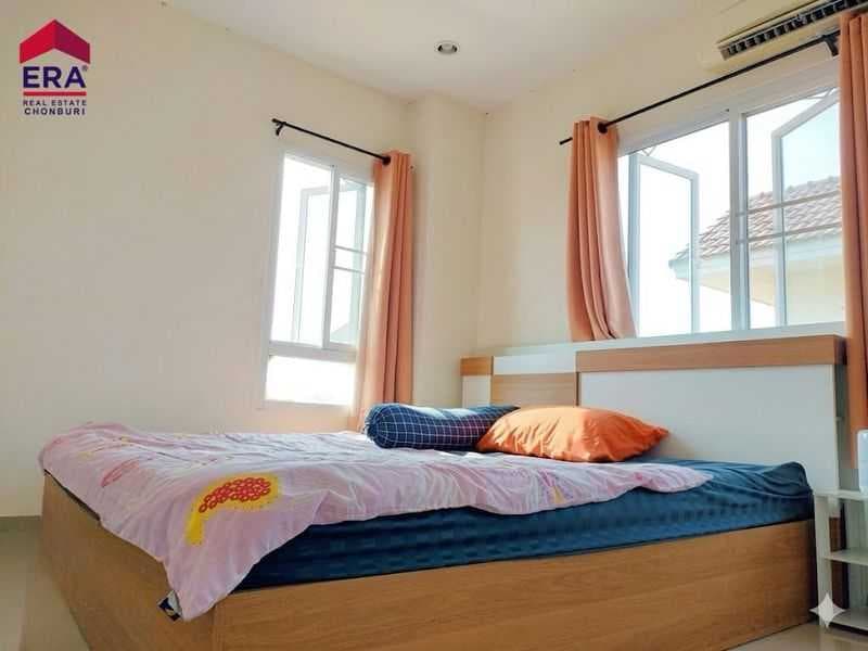 ขายคอนโดพร้อมผู้เช่า ทำเลดีใกล้ ม.บูรพา เพียง 1.25 ล้านบาท The Wisdom Burg Condo บางแสน