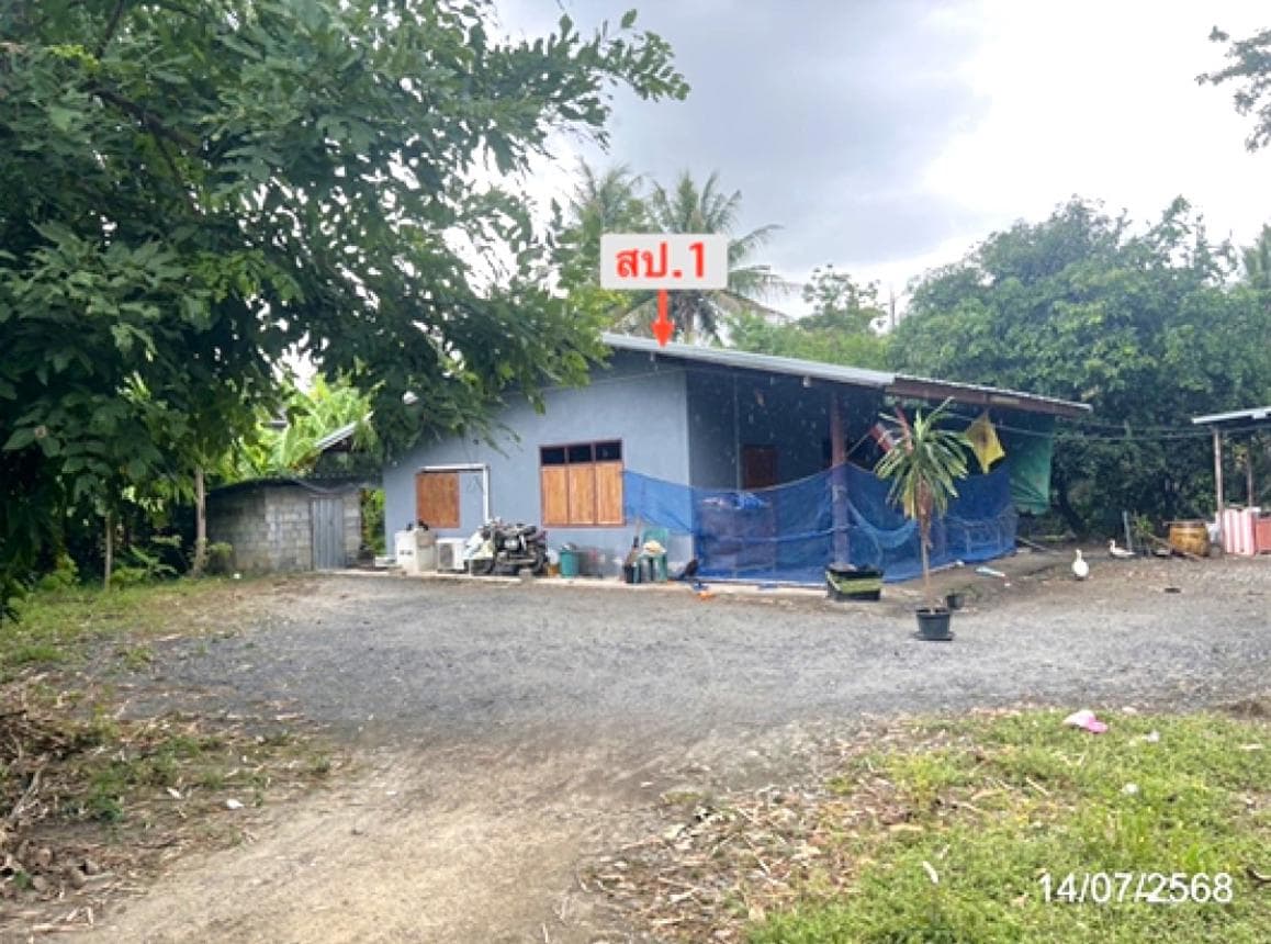 บ้านเดี่ยว สระยายโสม อู่ทอง สุพรรณบุรี พื้นที่ใช้สอย 54 ตร.ม. บนที่ดิน 16 ตร.ว. ทำเลดีเดินทางสะดวก บรรยากาศเงียบสงบ ราคาพิเศษเพียง 8.83 แสน