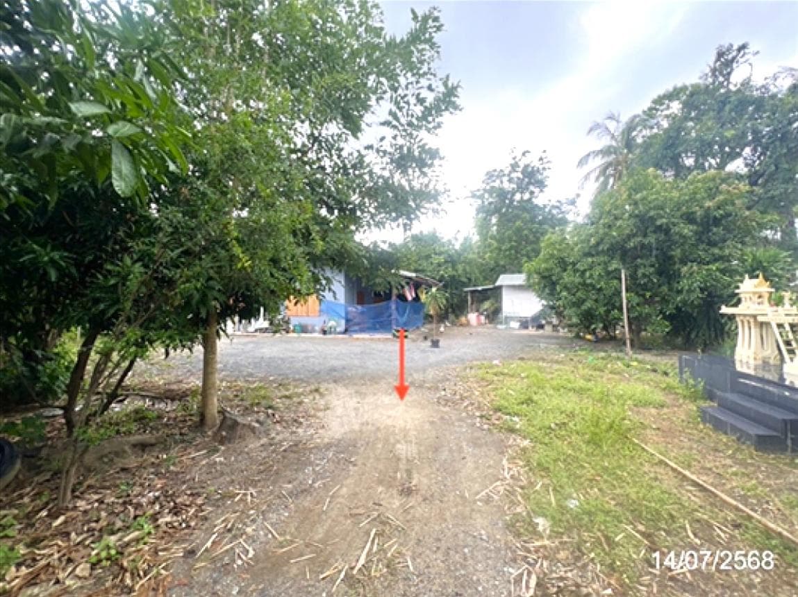 บ้านเดี่ยว สระยายโสม อู่ทอง สุพรรณบุรี พื้นที่ใช้สอย 54 ตร.ม. บนที่ดิน 16 ตร.ว. ทำเลดีเดินทางสะดวก บรรยากาศเงียบสงบ ราคาพิเศษเพียง 8.83 แสน
