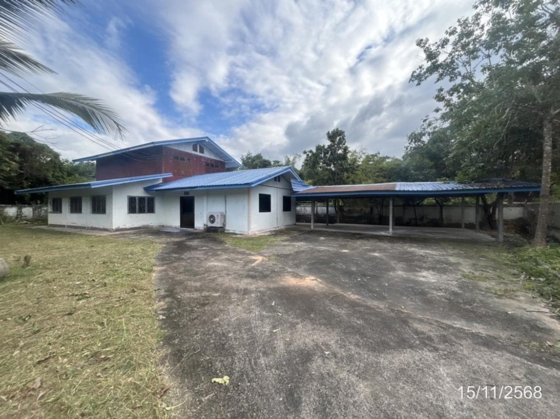 ขายบ้านเดี่ยวหลังใหญ่ กุดชมภู พิบูลมังสาหาร อุบลราชธานี พื้นที่ใช้สอย 270 ตร.ม. สเปซเยอะราคาโดนใจ