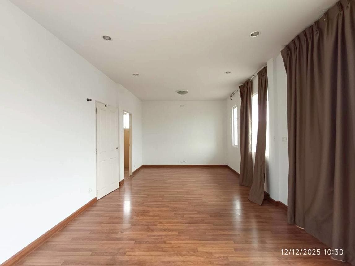 บ้านเดี่ยว สัมมากร ชัยพฤกษ์-วงแหวน 3 ห้องนอน 3 ห้องน้ำ พื้นที่ 154.12 ตร.ม. ทำเลศักยภาพ ลำโพ บางบัวทอง จ.นนทบุรี