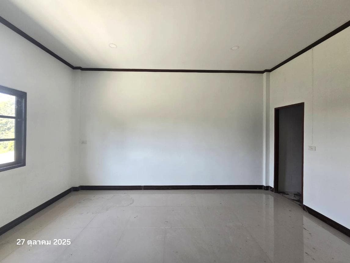 ขายอาคารพาณิชย์ ผาจุก เมืองอุตรดิตถ์ อุตรดิตถ์ พื้นที่ใช้สอย 214.5 ตร.ม.