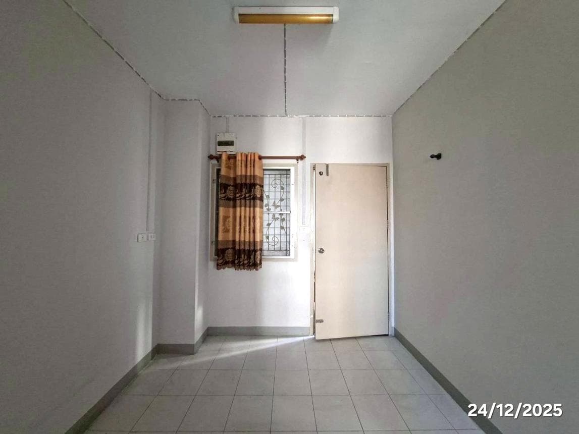 คอนโดมิเนียม เคหะชุมชนและบริการชุมชน ตลาดไท 1 คลองหนึ่ง คลองหลวง ปทุมธานี 32.64 ตร.ม. ทำเลดีใกล้แหล่งชุมชนและย่านการค้า ราคาพิเศษเพียง 4.74 แสน
