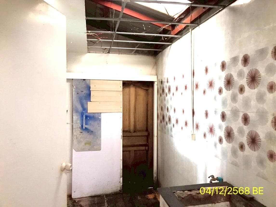 ขายบ้านเดี่ยว ปัญฐิญา 3 เมืองนนทบุรี นนทบุรี ทำเลบางกร่าง เนื้อที่ 48.8 ตร.ว. พื้นที่ใช้สอย 168.45 ตร.ม. 3 ห้องนอน 3 ห้องน้ำ สภาพดี พร้อมอยู่