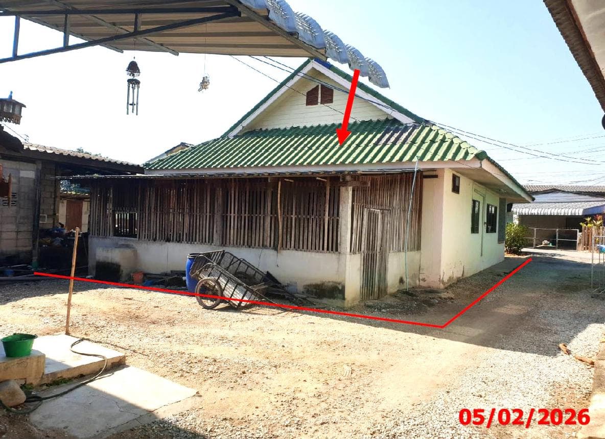 ขายบ้านเดี่ยว ป่าซาง ลำพูน ทำเลมะกอก เนื้อที่ 51.5 ตร.ว. พื้นที่ใช้สอย 108 ตร.ม. 3 ห้องนอน 1 ห้องน้ำ สภาพดี พร้อมอยู่