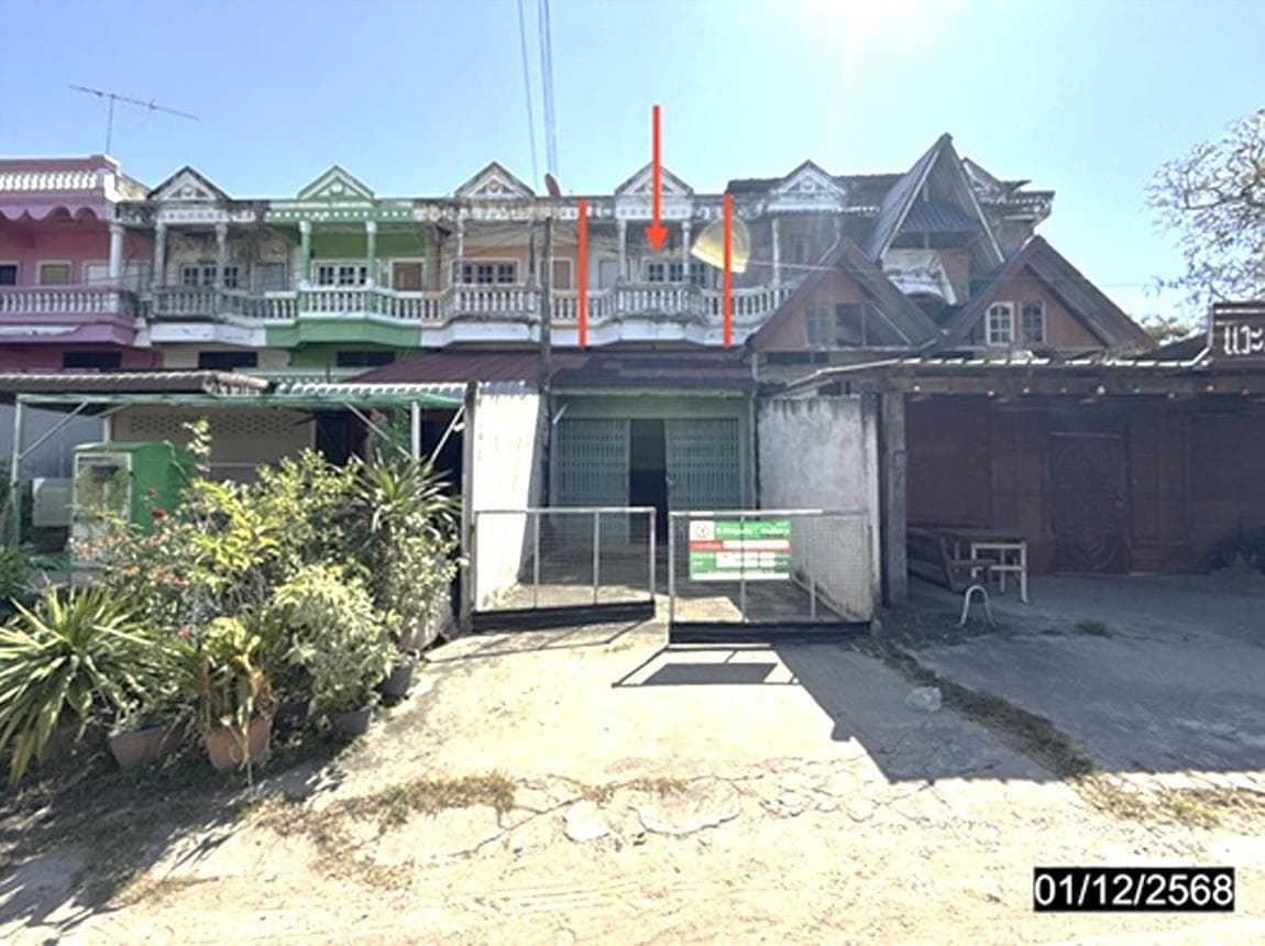 ขายอาคารพาณิชย์ ทัพทัน ทัพทัน อุทัยธานี พื้นที่ 16.2 ตร.ว. พื้นที่ใช้สอย 140 ตร.ม. 1 ห้องนอน 2 ห้องน้ำ ทำเลธุรกิจราคาล้านต้นๆ