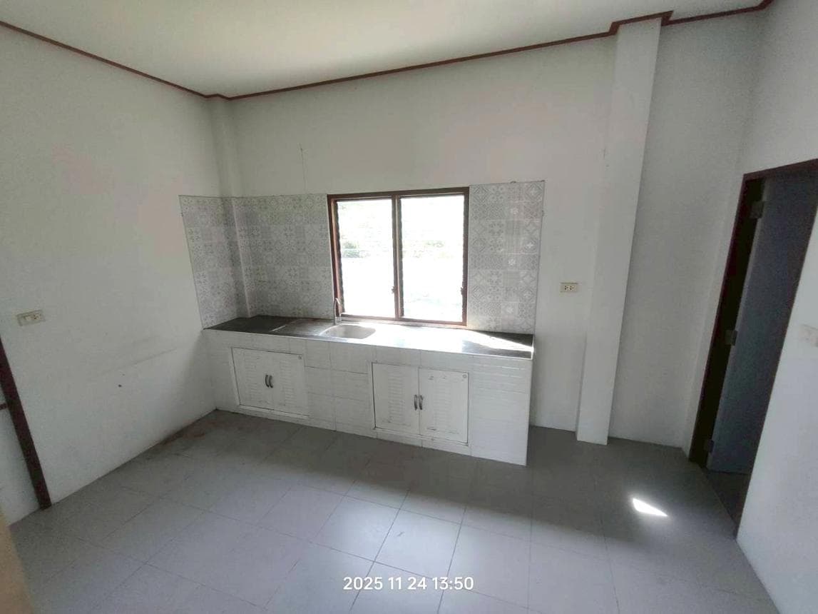 บ้านเดี่ยว 3 ห้องนอน พื้นที่กว้าง 71.1 ตร.ว. ทำเลตาขัน บ้านค่าย ระยอง บรรยากาศร่มรื่น เป็นส่วนตัว