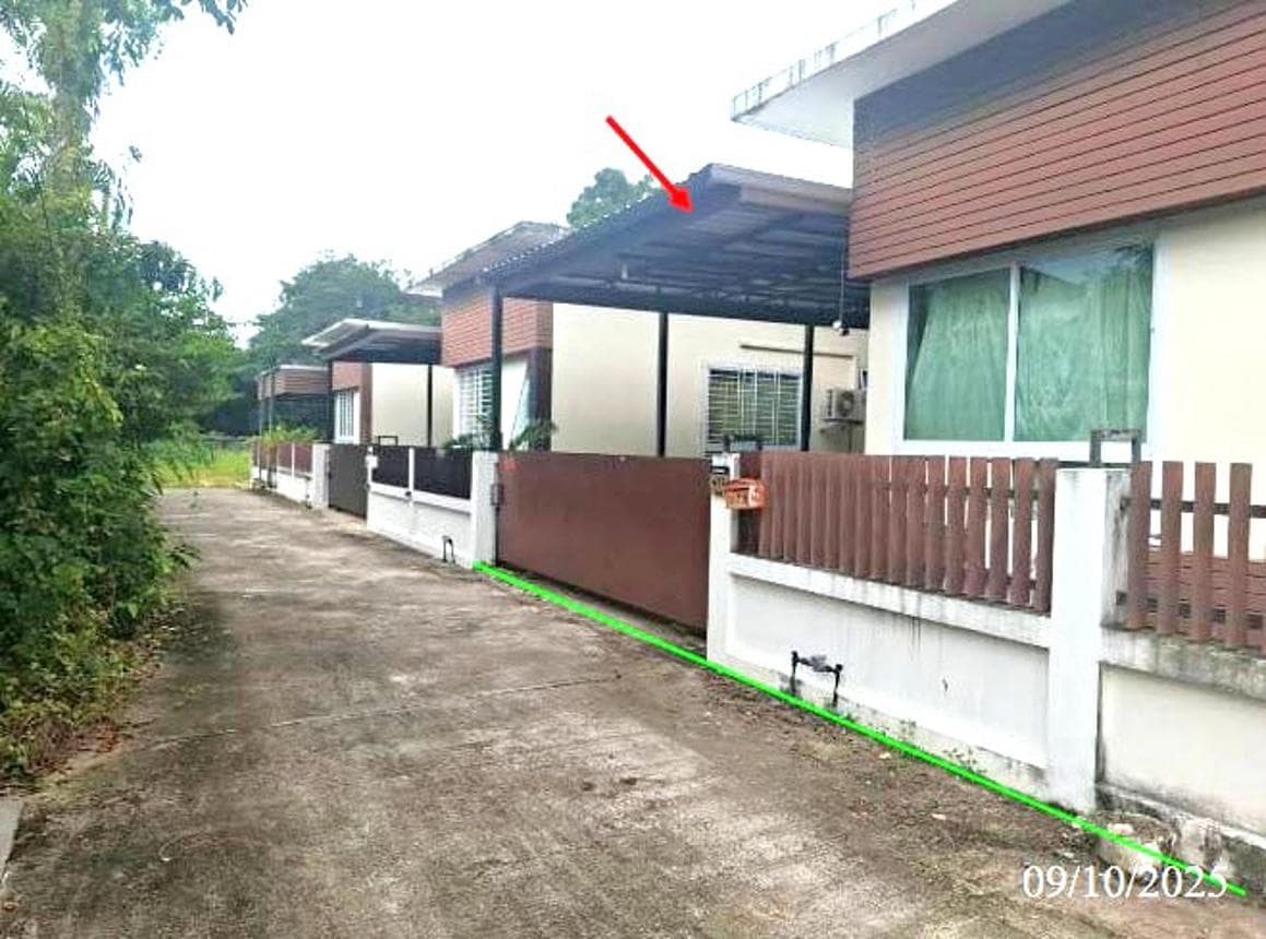 ขายบ้านเดี่ยว นอกเมือง เมืองสุรินทร์ สเปซกว้าง 131.75 ตร.ม. ทำเลสงบ เดินทางสะดวก ราคาไม่ถึง 2 ล้าน