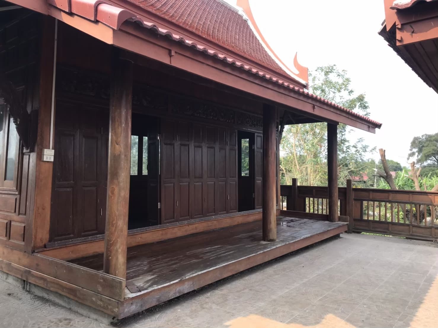 ที่ดินพร้อมสิ่งปลูกสร้าง เมืองอ่างทอง อ่างทอง