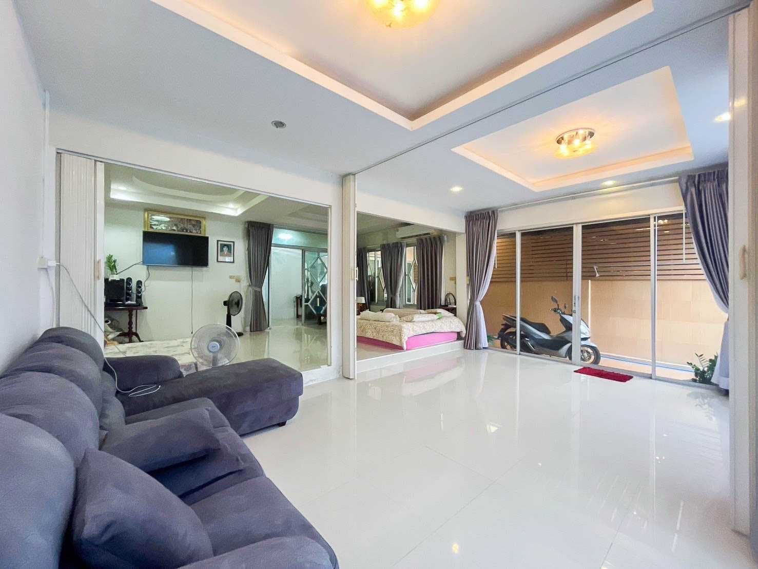 ขาย บ้านแฝด 2 ชั้น หมู่บ้านรัชธานี 6 ติดถนนสายไหม 35 ตรว