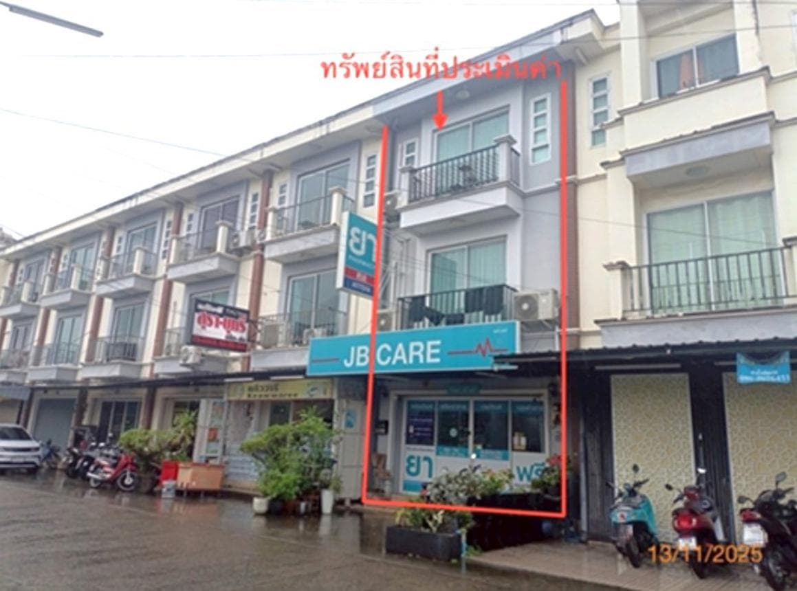 ขายอาคารพาณิชย์ บ้านฉลองสุข ภูเก็ต (Baan Chalong Suk) 4 ห้องนอน 3 ห้องน้ำ พื้นที่ 192.12 ตร.ม. ทำเลทองย่านรัษฎา เมืองภูเก็ต เหมาะสำหรับค้าขายและพักอาศัย