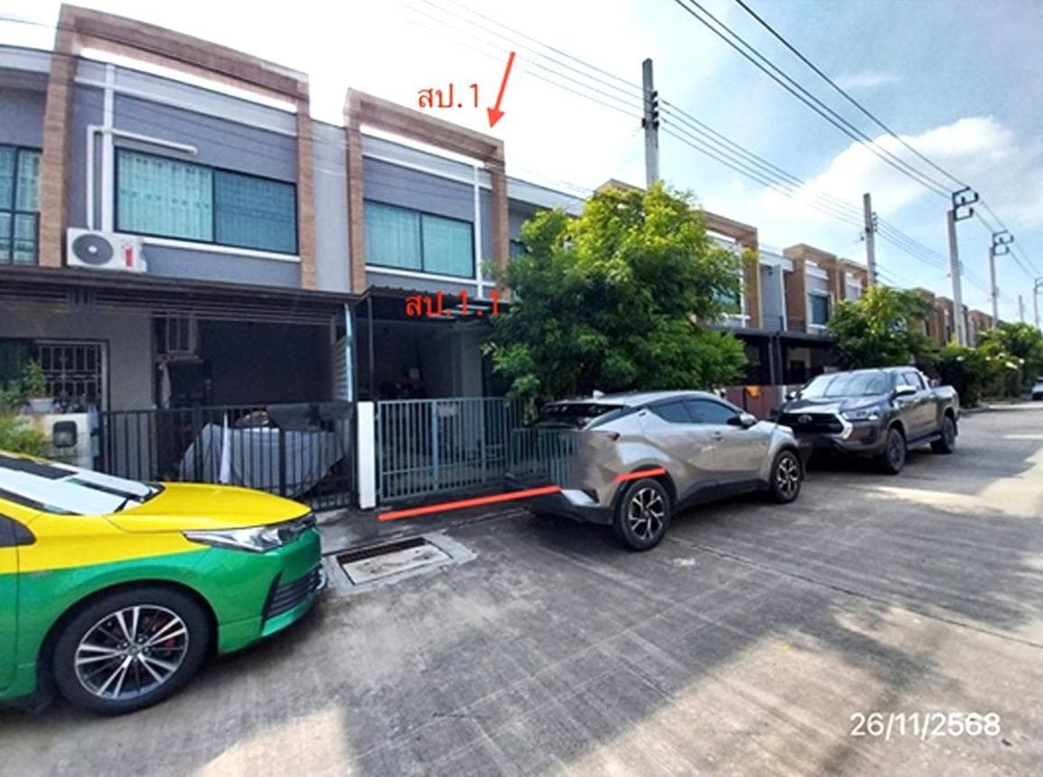 ทาวน์เฮ้าส์ เปี่ยมสุข เอสเกต แจ้งวัฒนะ - กาญจนาภิเษก ละหาร บางบัวทอง นนทบุรี 3 ห้องนอน 108 ตร.ม. ทำเลศักยภาพเชื่อมต่อทุกการเดินทาง