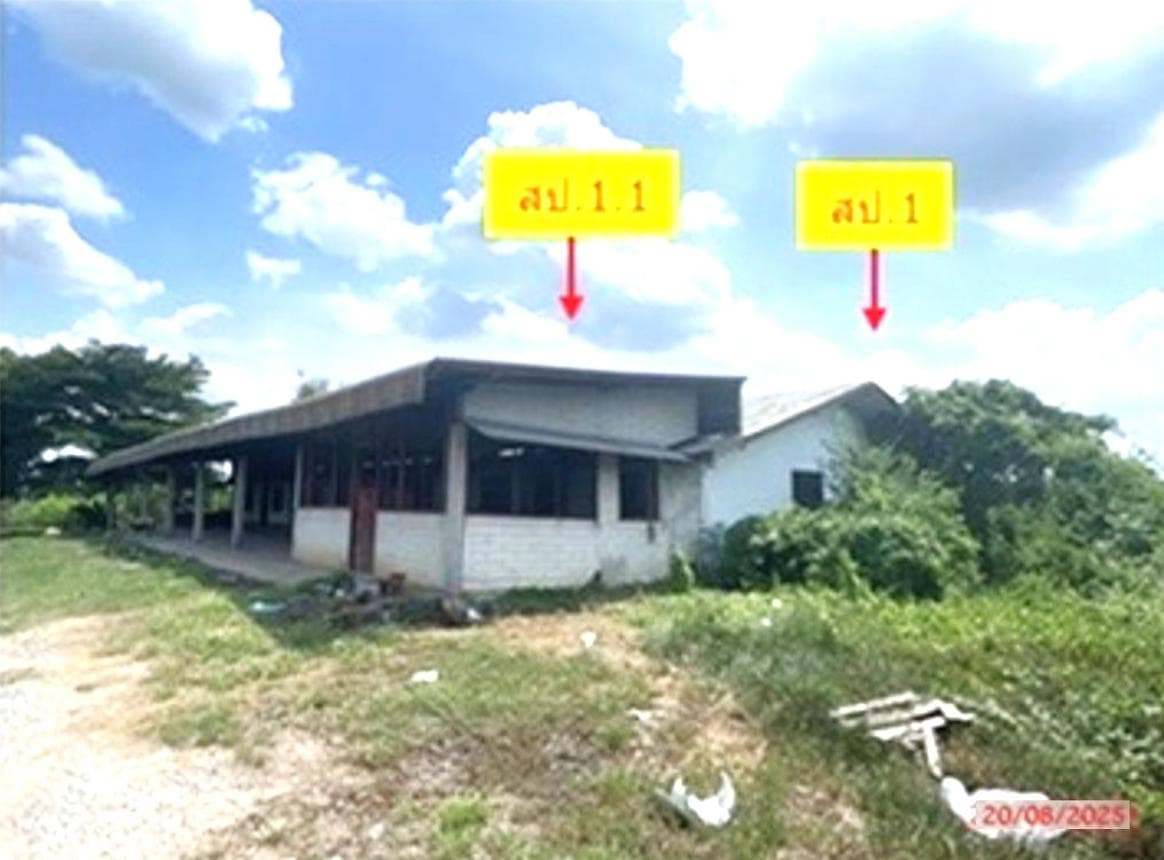 อาคารบ้านพักคนงาน ป่าโมก อ่างทอง พื้นที่กว้าง 446.25 ตร.ม. ทำเลศักยภาพ เหมาะสำหรับการลงทุน