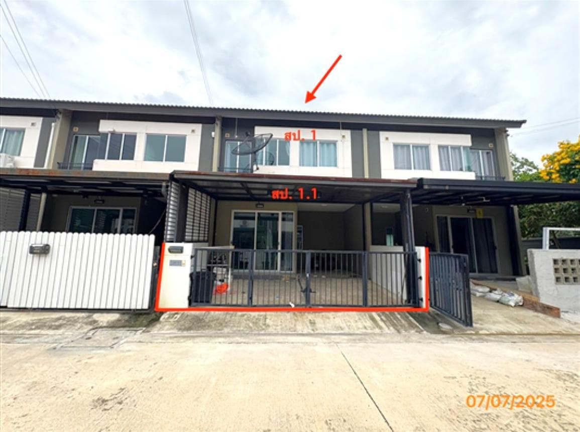ขายทาวน์เฮ้าส์ บ้านพฤกษา สุขสวัสดิ์-ประชาอุทิศ (Baan Pruksa) 3 ห้องนอน 2 ห้องน้ำ พื้นที่ 17.4 ตร.ว. ทำเลเชื่อมต่อสุขสวัสดิ์-ประชาอุทิศ เดินทางเข้าเมืองสะดวก