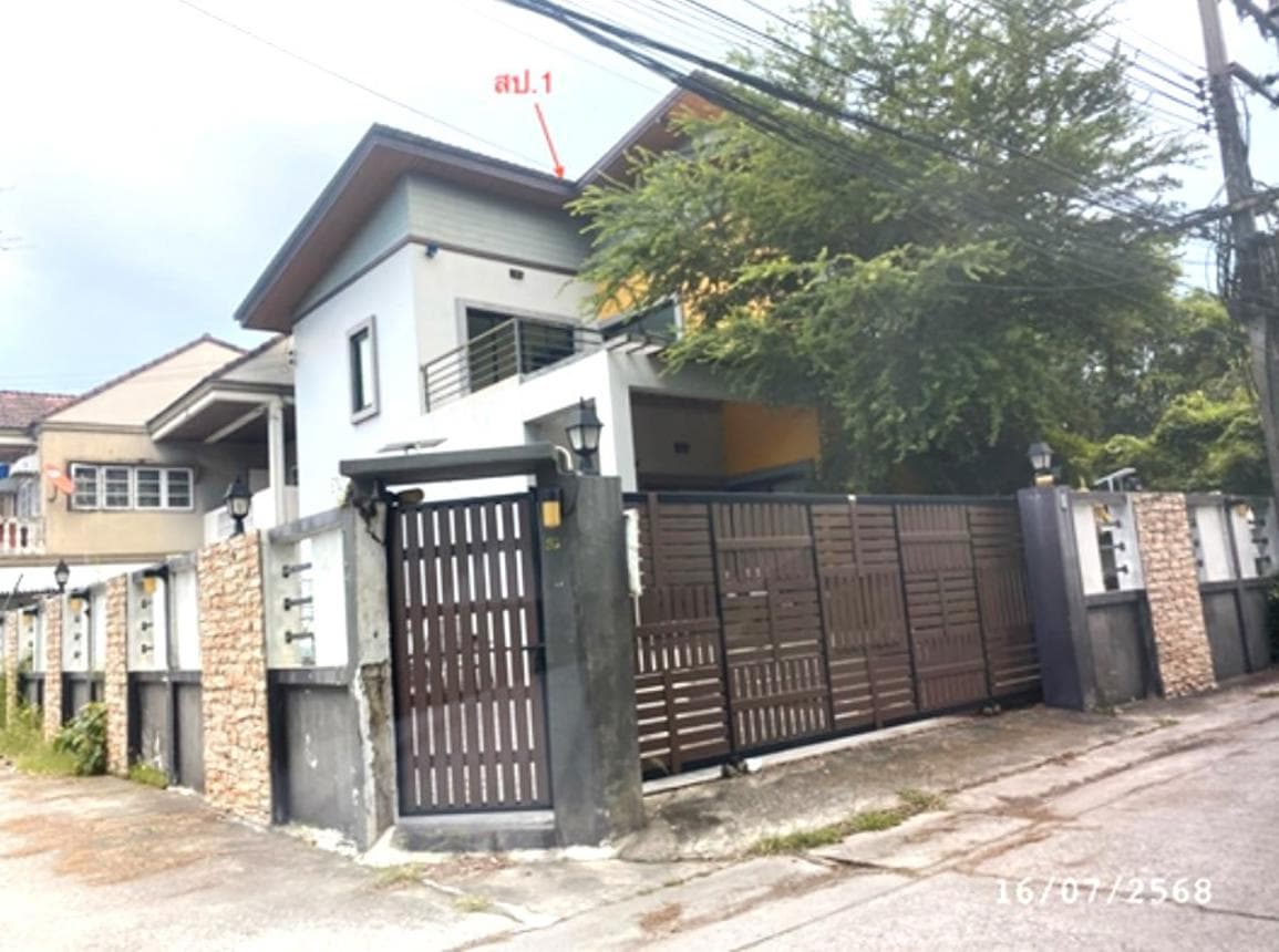 บ้านเดี่ยว แสนสุข เมืองชลบุรี 3 ห้องนอน 2 ห้องน้ำ พื้นที่ 100 ตร.ม. บนที่ดิน 59 ตร.ว. ใกล้หาดบางแสนและแหล่งท่องเที่ยว ทำเลศักยภาพ ราคาพิเศษ 3.78 ล้าน