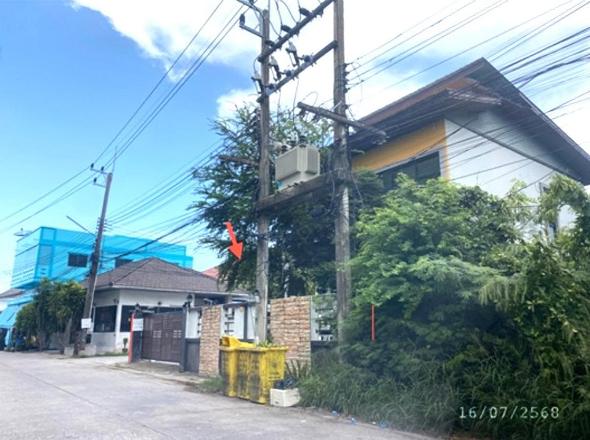 บ้านเดี่ยว แสนสุข เมืองชลบุรี 3 ห้องนอน 2 ห้องน้ำ พื้นที่ 100 ตร.ม. บนที่ดิน 59 ตร.ว. ใกล้หาดบางแสนและแหล่งท่องเที่ยว ทำเลศักยภาพ ราคาพิเศษ 3.78 ล้าน