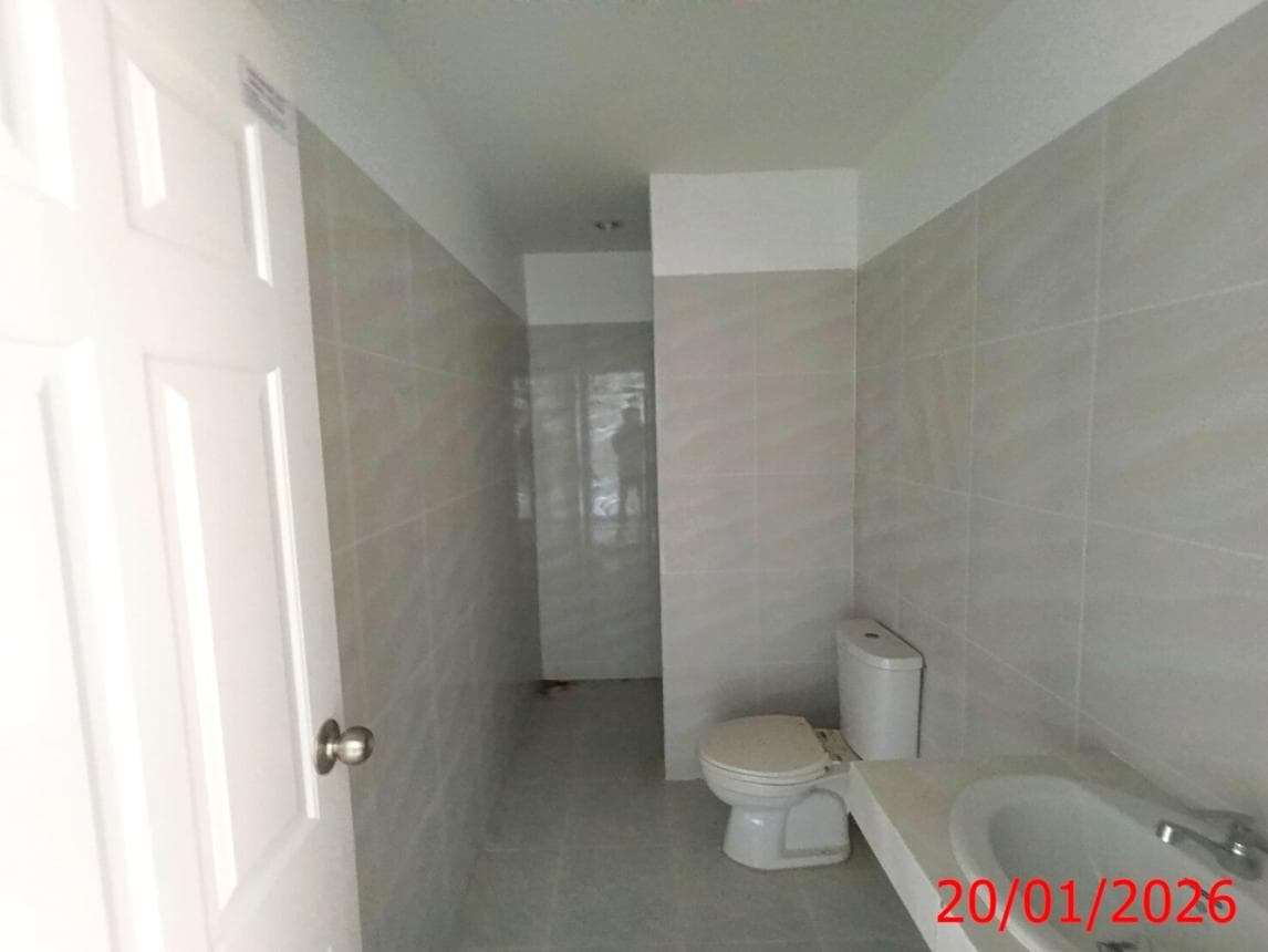 ขายอาคารพาณิชย์ 4 ห้องนอน 4 ห้องน้ำ พื้นที่ 280 ตร.ม. บนเนื้อที่ 50.2 ตร.ว. ทำเลหัวเขา สิงหนคร สงขลา เหมาะทำธุรกิจและพักอาศัย ราคา 5 ล้าน