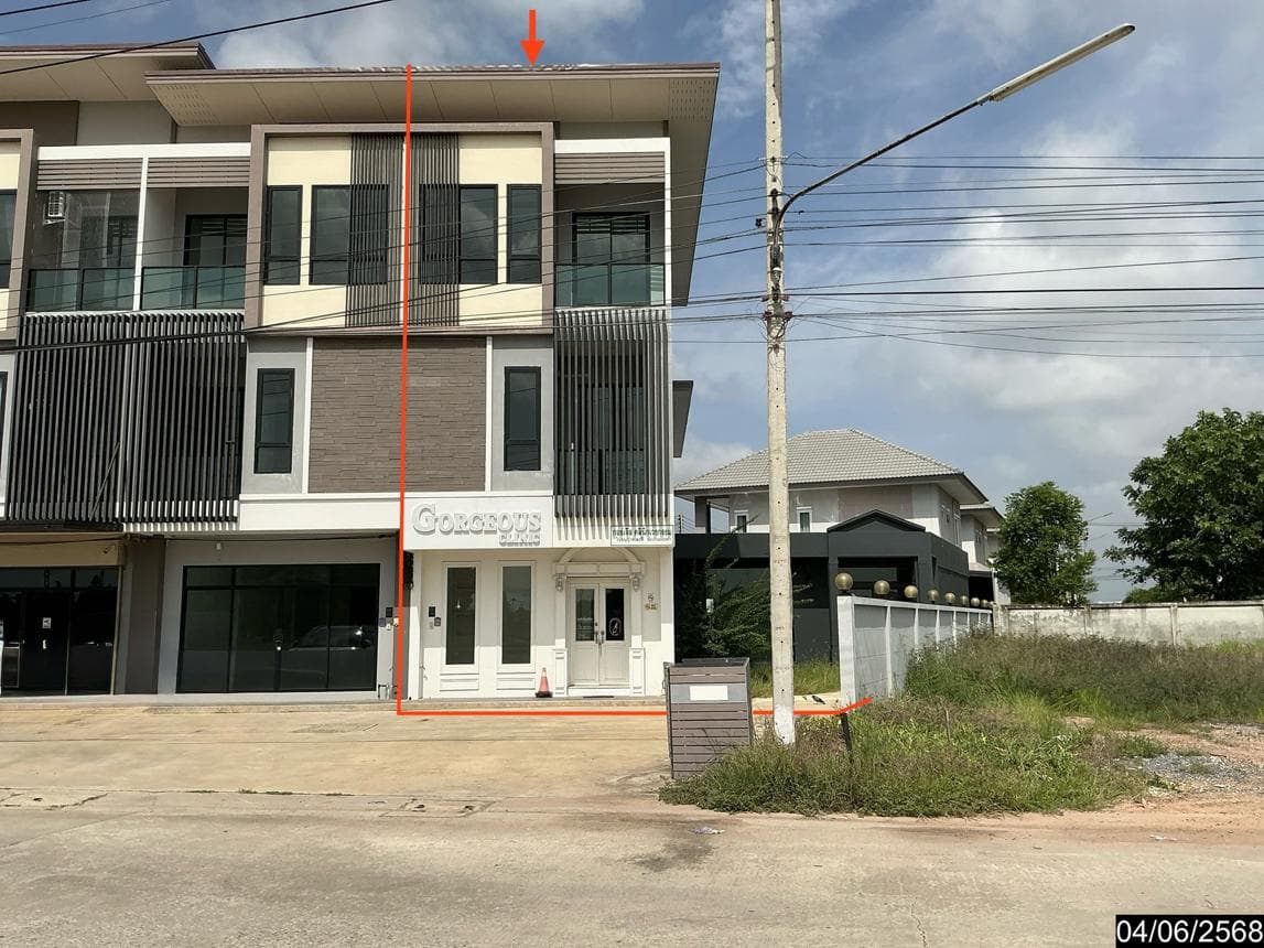 อาคารพาณิชย์ เดอะ ไนซ์ บ้านเกาะ ตลาด เมืองนครราชสีมา นครราชสีมา 3 ห้องนอน 4 ห้องน้ำ พื้นที่ 220 ตร.ม. ทำเลทองค้าขาย