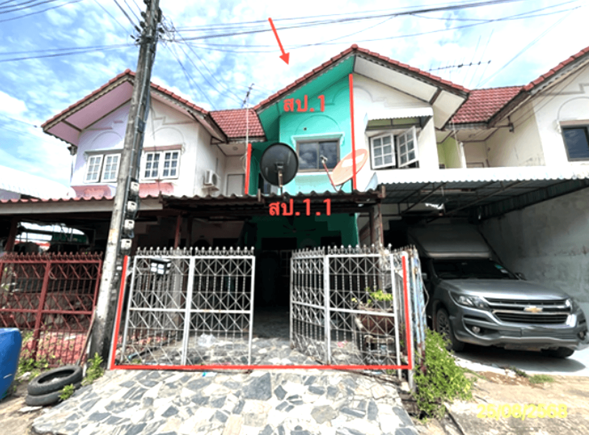 ทาวน์เฮ้าส์ สวนทอง 7 ลาดสวาย ลำลูกกา ปทุมธานี 2 ห้องนอน 2 ห้องน้ำ 100 ตร.ม. ทำเลดีใกล้แหล่งชุมชน เดินทางสะดวก