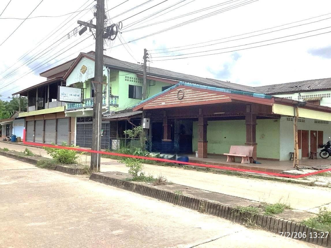 ขายบ้านเดี่ยวโครงการใหญ่พิเศษ 30 ห้องนอน ทำเลศักยภาพย่านตากแดด เมืองชุมพร เหมาะสำหรับลงทุนทำธุรกิจห้องพักและอยู่อาศัย