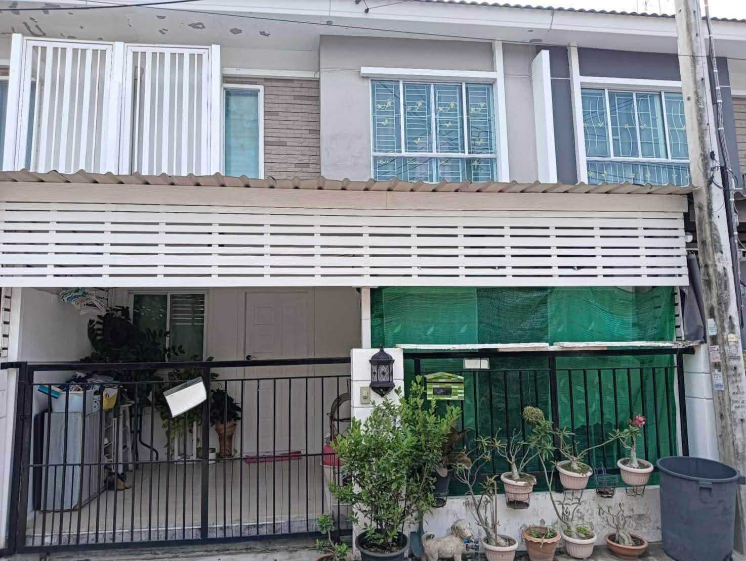 หมู่บ้านพฤกษาวิลล์ 66/1 บางนา - หนามแดง