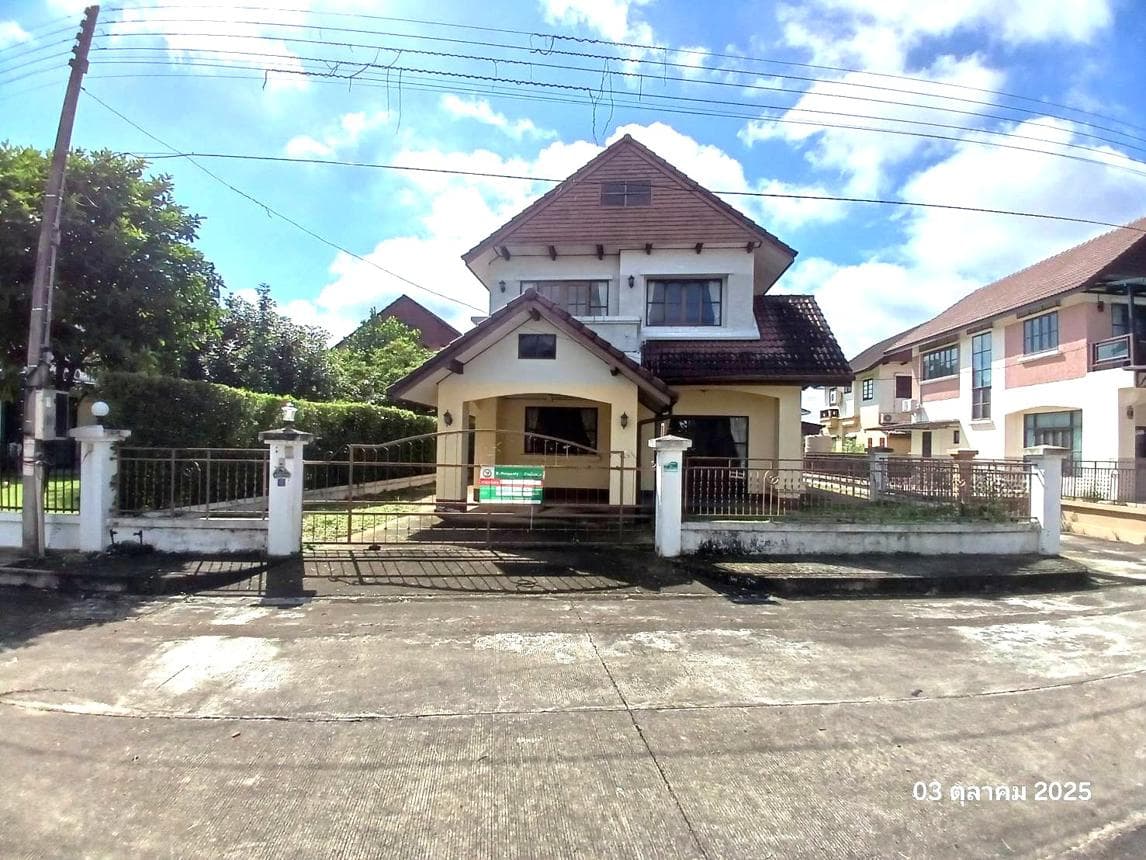 บ้านเดี่ยว นันทนา 1 หนองจ๊อม สันทราย เชียงใหม่ พื้นที่ 75 ตร.ว. พื้นที่ใช้สอย 256.5 ตร.ม. 4 ห้องนอน 3 ห้องน้ำ