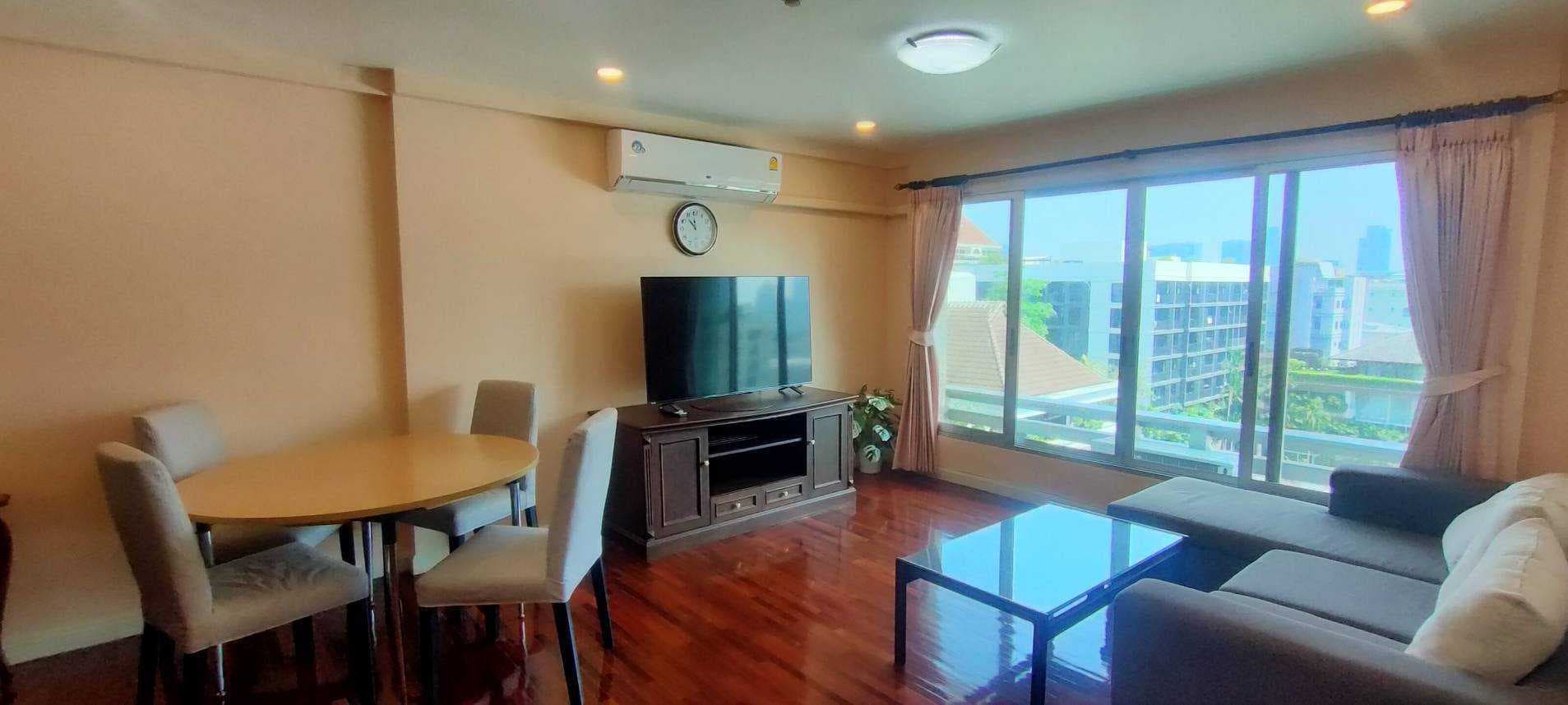 ขาย คอนโด Navin Court (นาวิน คอร์ท) 68 ตรม 2 นอน 2 น้ำ ชั้น 8 วิวเมือง จอดรถได้ 1 คัน